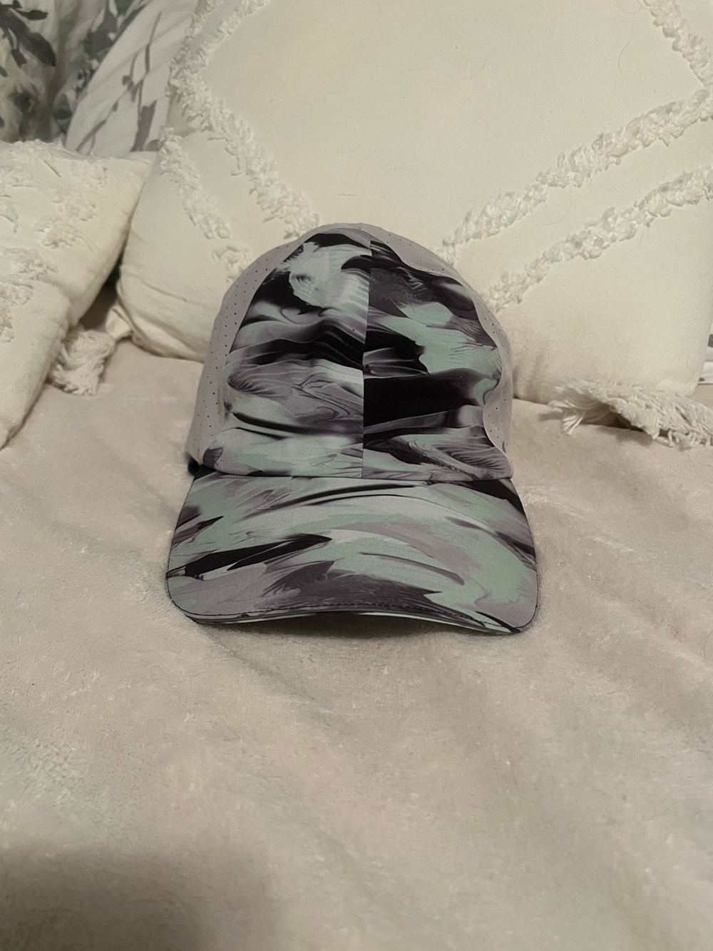 Lululemon Fast Free Run Running Hat Vent Adjustable Cap